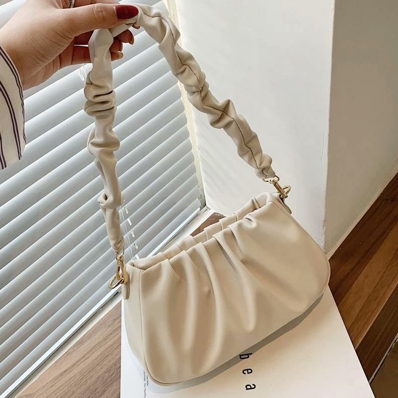 lrchoices's tweet image. Tas selempang mini messenger bag!! 
klik link dibawah ini ⬇
shope.ee/9UbhdCUIpv?sha…
Happy Shopping! 🛍️🛒
#racunshopee #tas #tasselempang