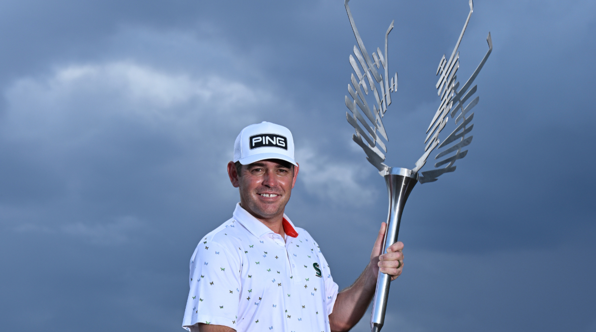Congratulations to our 2023 #dunhillchamps champion, Louis Oosthuizen for securing back to back victories and claiming the Mauritius Open this weekend.