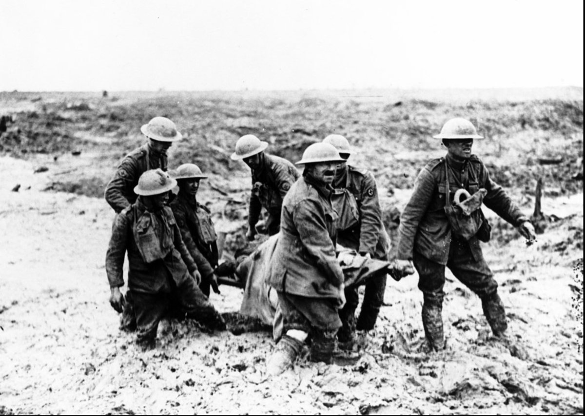 A recording of the latest event from the Modern History Research Centre @_UoW - ‘New insights into the paradigm shift in battlefield medicine in WW1’ - by doctor-turned-PHD student Dominic Hodgson is now available here youtube.com/watch?v=8FlylH…