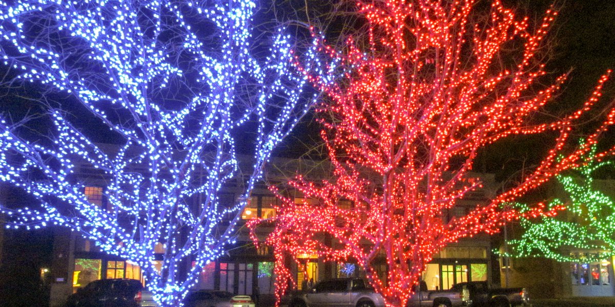 Macon Christmas Lights Extravaganza
@MaconGaSoul 
#Christmas