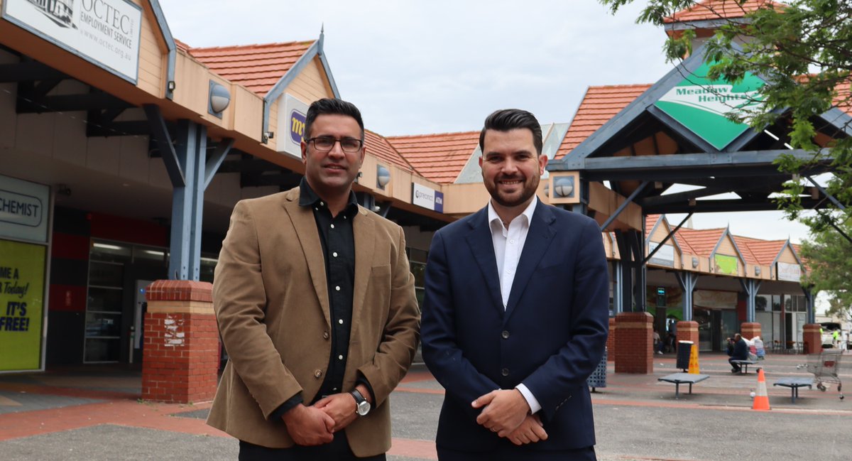 Congratulations to Usman Ghani for being selected as our candidate for Calwell for the upcoming Federal election. Usman was out talking to local businesses with @evmulholland this morning 👏🏻