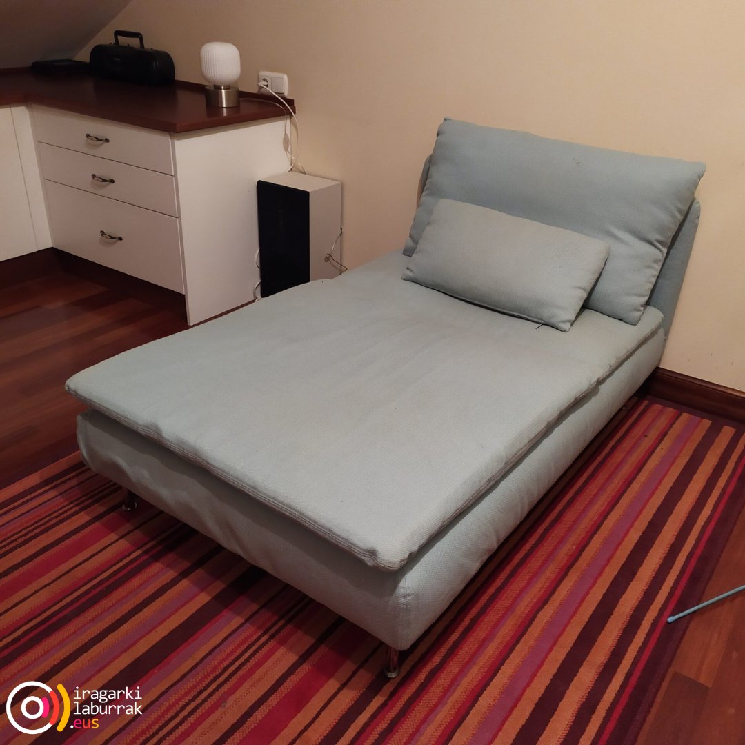 🪑 ALTZARIAK: Chaise Longue Sofa salgai Gernikan

Neurriak: 90 zabalera x 150 luzera. Oinak eta egituraren zati batzuk desmontagarriak dira. Burukiak kremalleradunak dira eta erraz garbi daitezke.
Bertara etorri behar da sofaren bila.

🔍 Xehetasunak:
iragarkilaburrak.eus/iragarkia/chai…