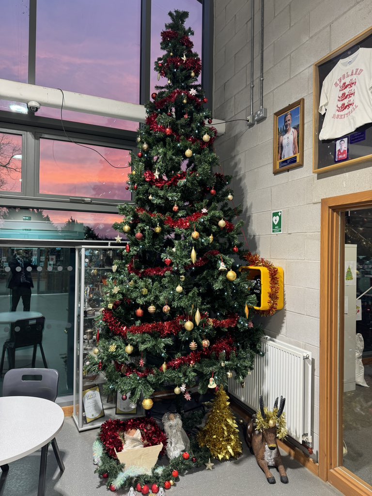 Best Christmas tree in @EducationEACT belongs to @TheParkerEACT! 🎄🎄🎅🎅

What you saying @nmgallagher74 @simontanner_SEN @pkirk11 @BourneEndAcad @ParkwoodAcademy @EACTCityHeights @DSLVNews @ShenleyOfficial @NBAcademy @OldhamAcademy @martinfitzuk @ClioBrown_EYFS @rosewell_a?!?!