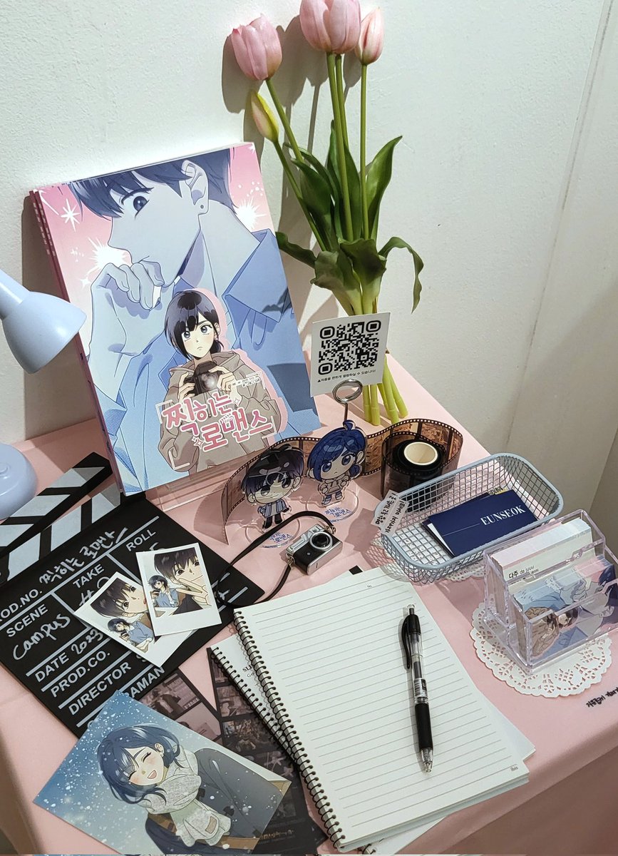 3일간의 오프라인 전시회를 무사히 마쳤습니다!!
찾아와주시고 축하해 주신 모든 분들 너무너무 감사합니다🫶
소중한 선물, 편지, 방명록은 하나하나 천천히 읽어보겠습니다 감사합니다!!🥹❤️