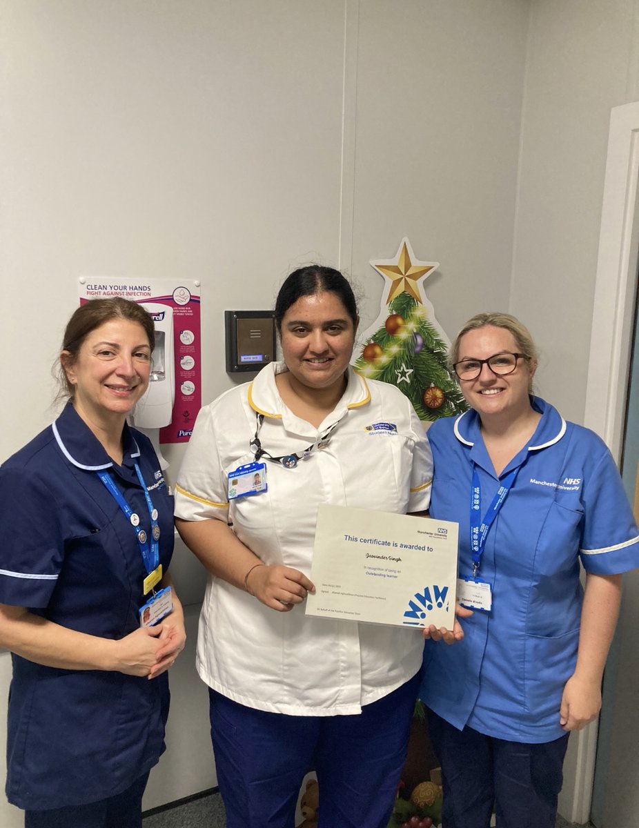 Congratulations to Jas on F15, nominated for an excellence award. Jas was recognised for going above and beyond her duties last week whilst coming into work. Praised for being lovely and kind. Well done Jas! 🥰🩷 #proud @msamangaya @juliejue12 @SueWhit73224135 @mftMedicineWTWA