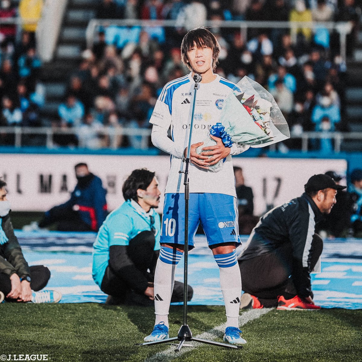 J_League tweet picture