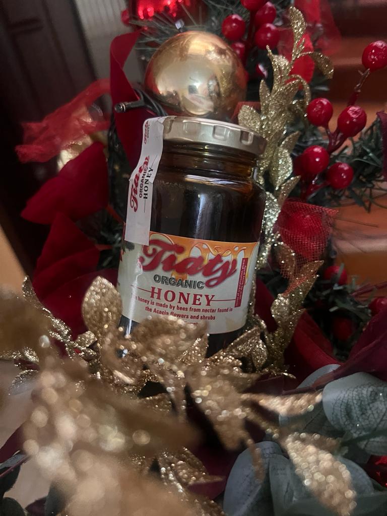 @zollz Savour nature's best kept secret and add #TiatyHoney to your festive season plan for a healthy start to your loved ones. #TiatyHoney #BeeHealthy