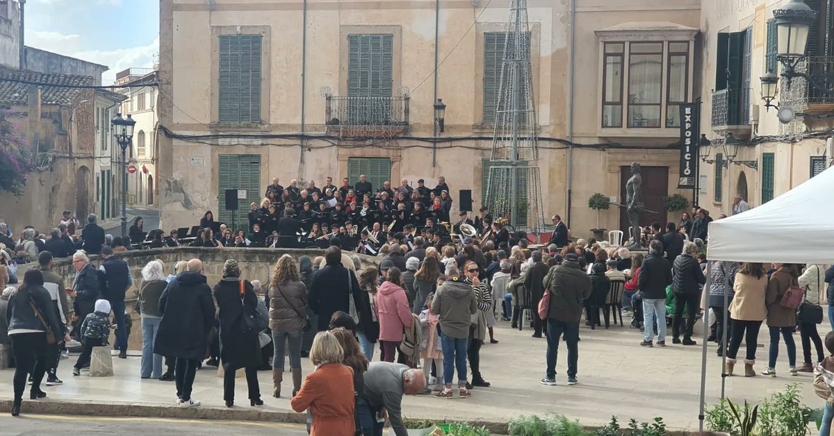 ElPiFelanitx's tweet image. Cap de setmana on hem assistit:
🟢Trail solidària @pbelstamarells aconseguits més 13.000€ per Guiem, gràcies a tothom
🟢Concert Nadal @bmfelanitx Coral Felanitx i Units com Brins
🟢Mercadets Nadal
🟢Concurs reclam perdiu
🟢Sopar Tercera Edat Es Carritxó

#SomFelanitx
#SomElPi