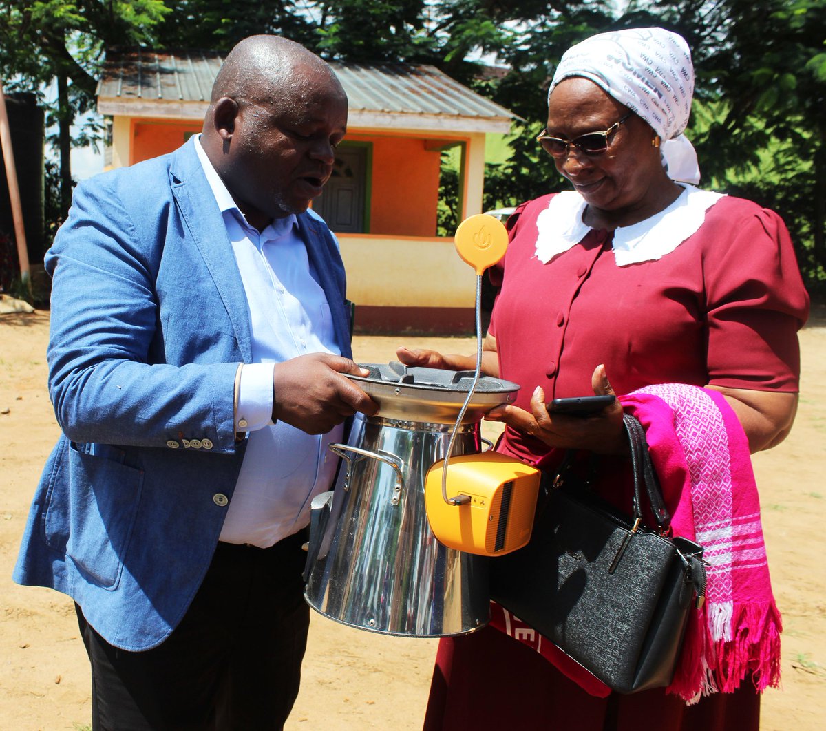 Green Africa Foundation and KawiSafi partner to implement a community project on solar energy mwingitimes.com/2023/12/green-… @KituiCountyGovt @greenafricaorg @MeteoKenya