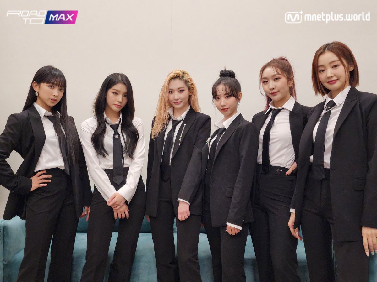 Ya meskipun orang² pada ninggalin kalian krna bosan, aku tetap bersama kalian sampai kapanpun meski nggak se aktif dulu🥺😭🤍🤍

<a href="/5ecretNumber/">SECRET NUMBER (시크릿넘버)</a> tetap bertahan yah ditengah gempuran