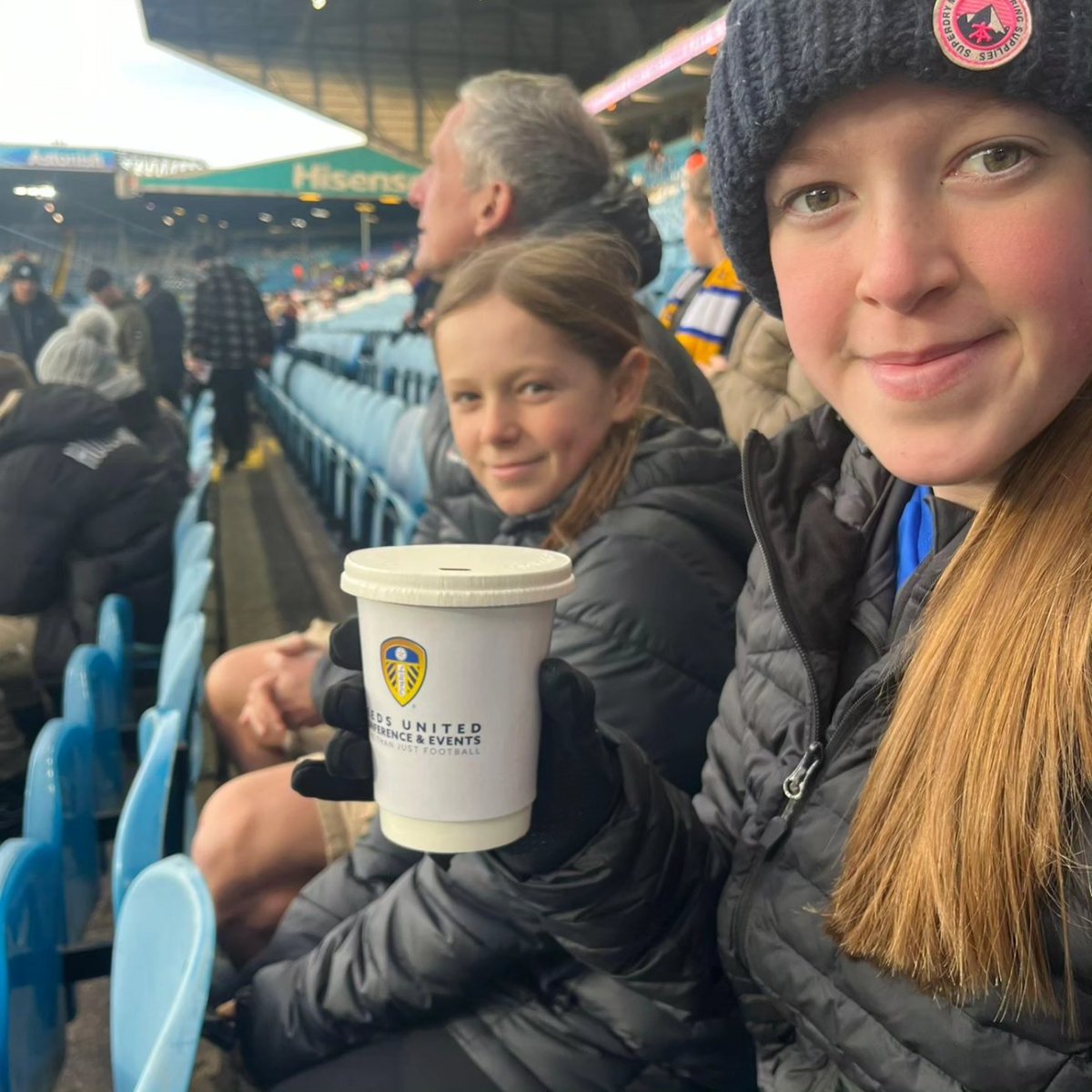 Thank you to the #LeedsUtd Foundation for the free tickets to the game on Saturday! 

Young people from #Kippax Kicks and #Garforth Kicks enjoyed the game with their parents/carers. 

#youthworkleeds