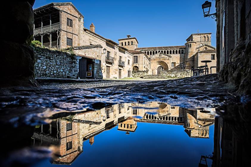 📸 Santillana del Mar, Cantabria

🚩 #SantillanadelMar #Cantabria #viajar #viajarporespaña #turismo #turismoEspaña #turismoCantabria #travel #instatravel #instaviajes #Spainstagram #visitaEspaña #visitaCantabria #España #viajarporespaña #visitSpain #addicted_to_Cantabria