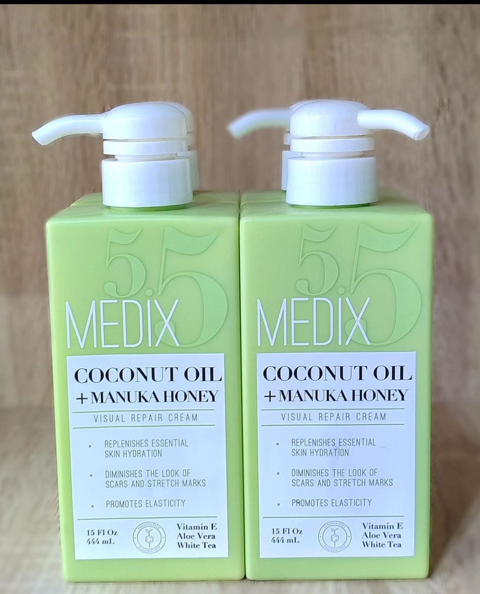 skinindulgence1's tweet photo. Frame 1 - Hatomugi sunscreen. It can be used as a body sunscreen as well .
🏷️ 12,000

Frame 2 - Medix 5.5 Coconut Oil Lotion W/Manuka Honey 444ML
🏷️15,500 https://t.co/tqZp7PksEE