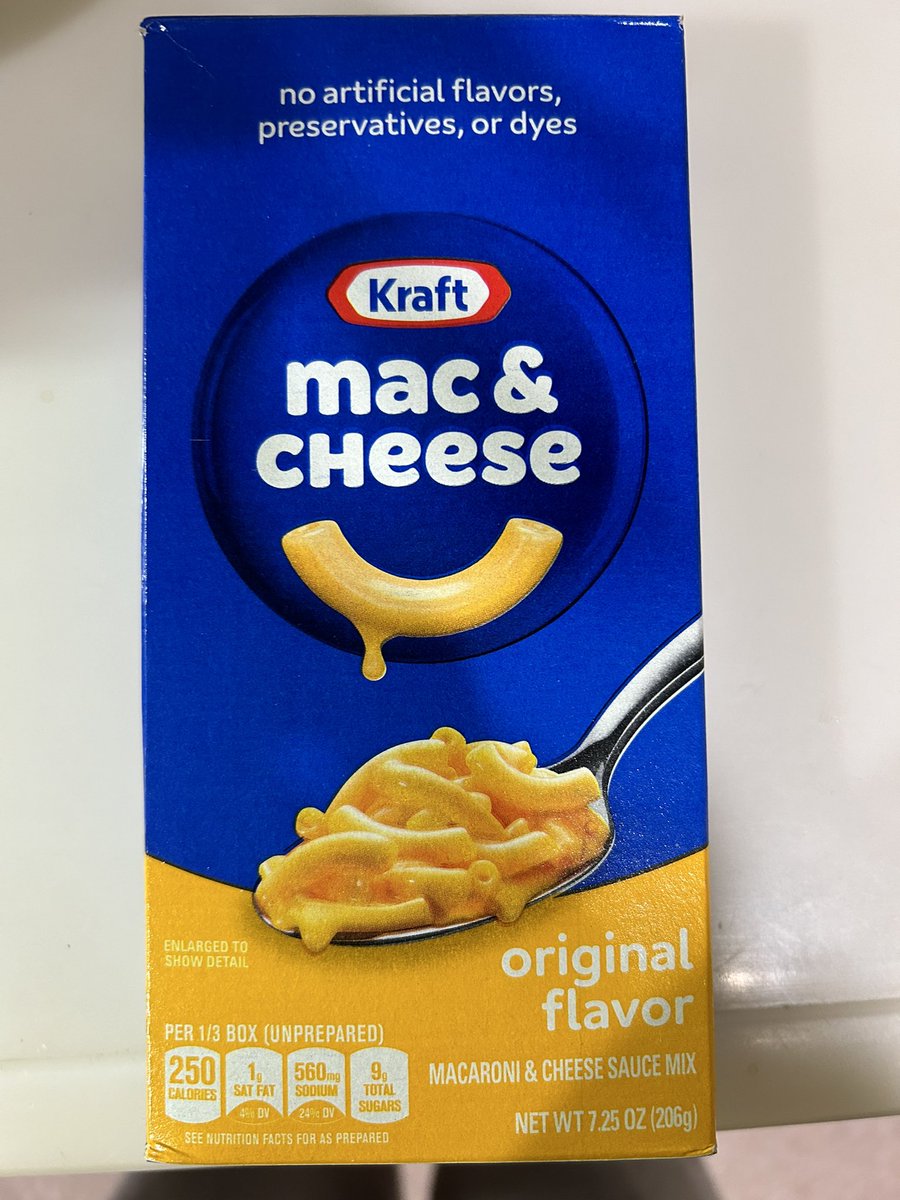 yamachanmaru's tweet photo. 昨日ノールさんにお裾分けしてもらった
mac&cheeseっていう食品を、早速調理してみた‼️ なんじゃ💞こりゃ😍
めっちゃ美味しい😋じゃあ〜りませんか😍 #maccheese https://t.co/2JyAz6zSQq