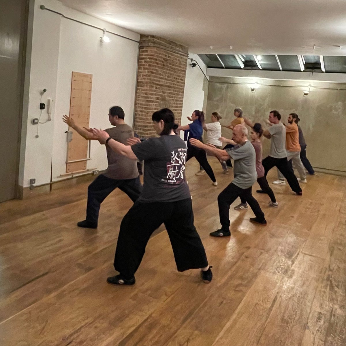 Last week of classes before the Christmas break.
Interested in taiji? We have a 50% discount for new students in January 2024. Join us!
#zhaobaotaijiquan #taichi
 #martialart  #kungfu #taichibody #healthylifestyle #allbodytogether #movingmeditation  #camden #kentishtown #london