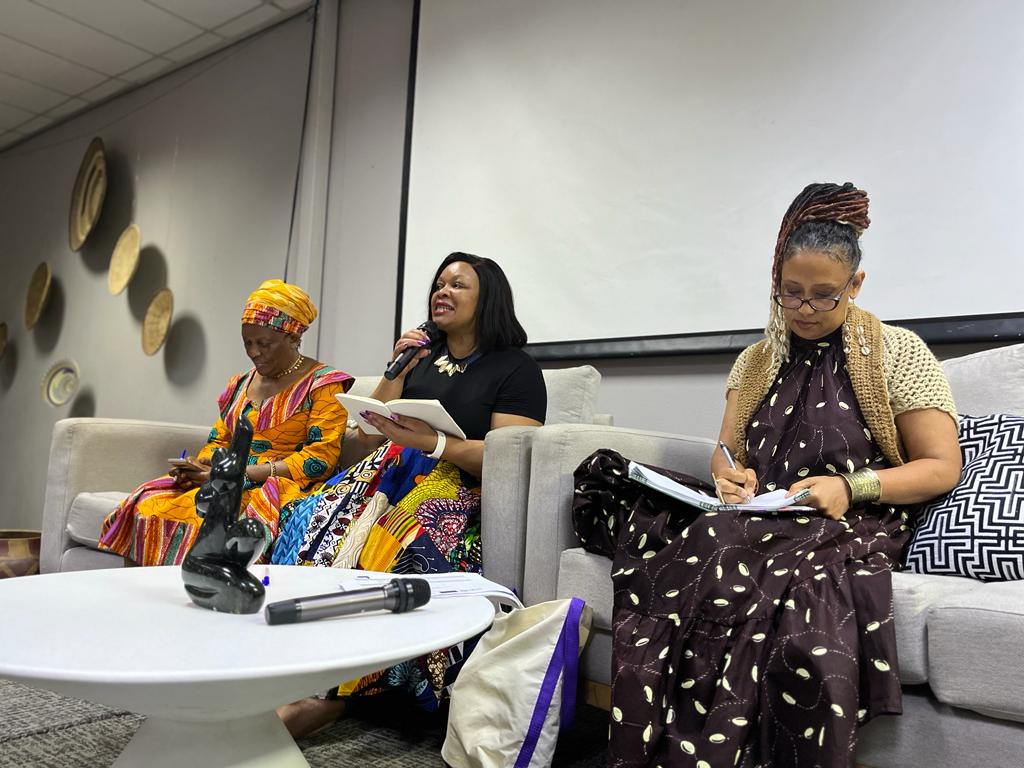 Zimbabwe Feminist Forum (@zimfemforum) on Twitter photo The power of narratives within the media. It's about us taking responsibilities about the narratives we have inherited and asking, IS IT TRUE? We cannot simply accept all that we hear, feminism allows us to question beyond understanding just words <a href="/sallyncube/">Sally Ncube</a>
#ZFF2023 The power of narratives within the media. It's about us taking responsibilities about the narratives we have inherited and asking, IS IT TRUE? We cannot simply accept all that we hear, feminism allows us to question beyond understanding just words <a href="/sallyncube/">Sally Ncube</a>
#ZFF2023