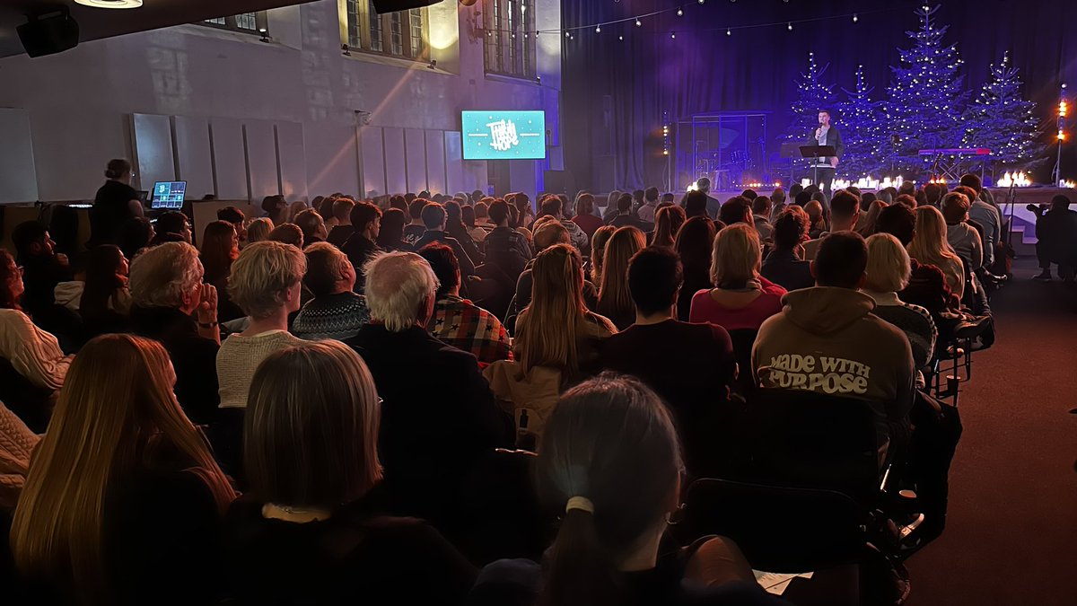 We had an incredible evening at our Carols by Candlelight last night. Over 300 packed into church to celebrate the hope, light and life of Jesus.

Join us for our Alternative Midnight Mass on Christmas Eve 11pm in the Crypt. 

stnicholasbristol.org/christmas