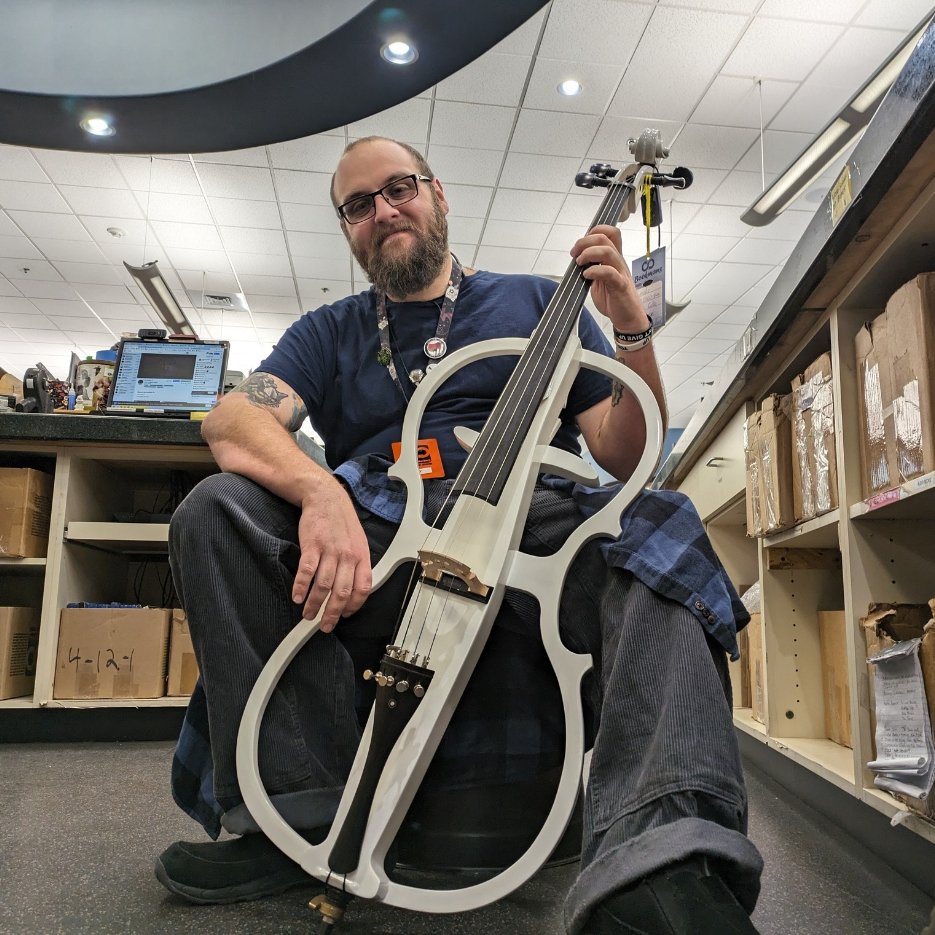 😎 You too can look this cool with an electric cello. 😎 See <a href="/tinaguo/">Tina Guo</a> for examples of just how one might make the cello more metal. <a href="/bookmansflag/">Bookmans Flagstaff</a>. Availability is not guaranteed. 

#usedmusicalinstruments #musicalinstruments #electriccello #bookmansaz  #cello #music #tinaguo