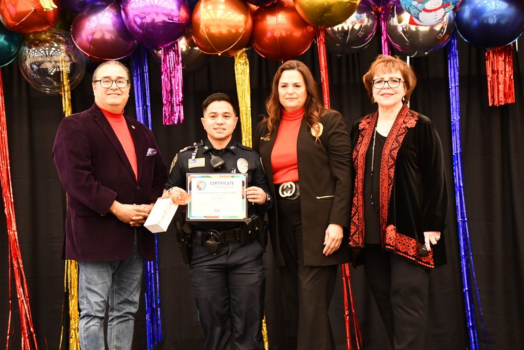LaredoISD's tweet photo. Congratulations to LISD's Leading the Way recipients! Thank you for your outstanding dedication and commitment to leading with heart and inspiring change. #lisdistheplacetobe https://t.co/DsakGkQdXI