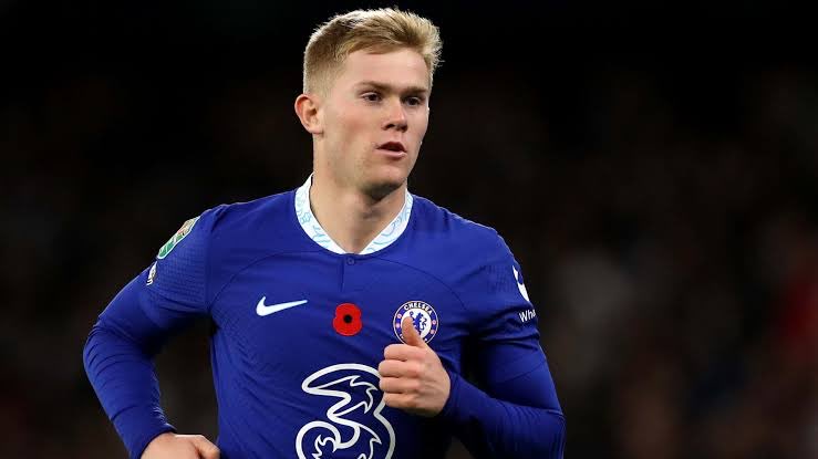 OLE (@olealatas) on Twitter photo Infonya Chelsea mengizinkan Lewis Hall untuk tampil besok di EFL Cup.
Mana lagi ada gossip soal dia bakal balik dari loan, pendapat lo gimana?
Mungkin musim depan dia bisa isi posisi Chilwell dan Cucurela?
<a href="/NizaarKinsella/">Nizaar Kinsella</a>
#cfc Infonya Chelsea mengizinkan Lewis Hall untuk tampil besok di EFL Cup.
Mana lagi ada gossip soal dia bakal balik dari loan, pendapat lo gimana?
Mungkin musim depan dia bisa isi posisi Chilwell dan Cucurela?
<a href="/NizaarKinsella/">Nizaar Kinsella</a>
#cfc