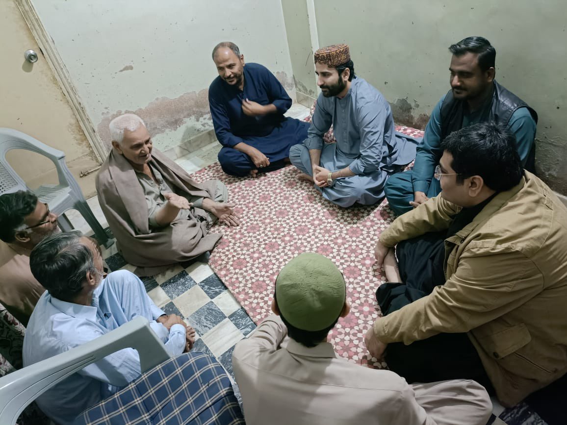 MustafaBaloch_'s tweet photo. Condolences in constituency. #PakColony #PS114 #Karachi
@BBhuttoZardari @AseefaBZ @FaryalTalpurPk @SaeedGhani1 https://t.co/SJuS84JIG5