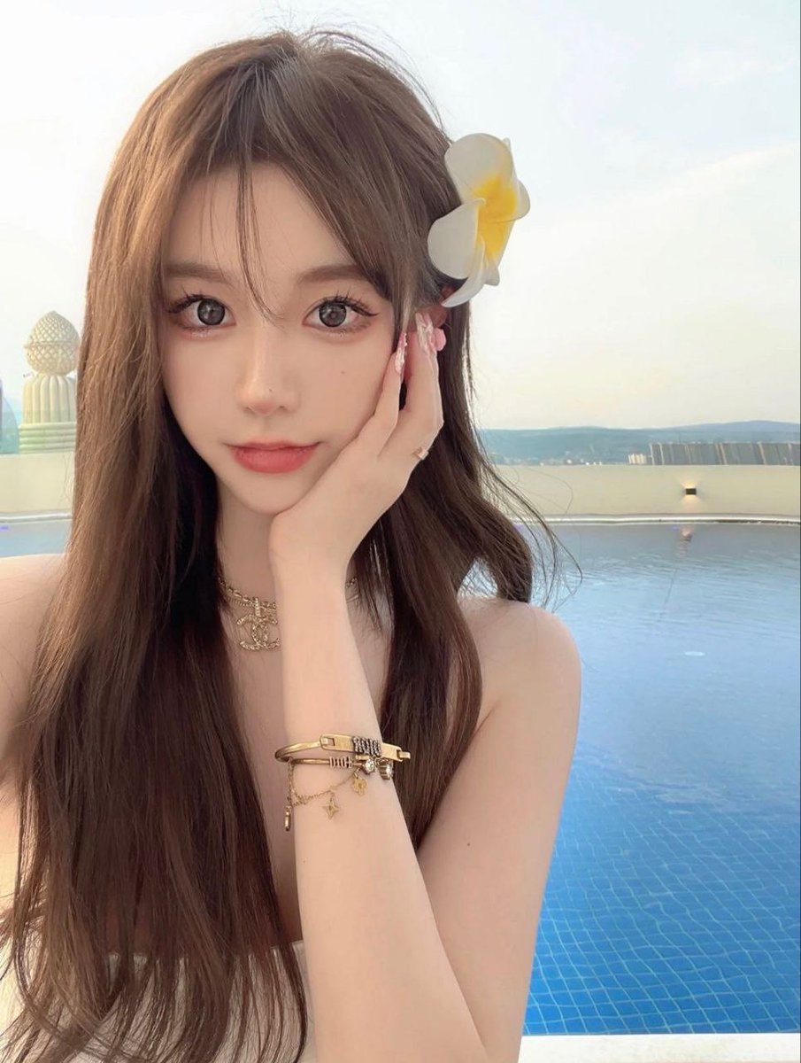 laras_mayang's tweet photo. 💒「募集贩送」丨郑州少女💒

🅾️全网最强，安全靠谱🅾️

贩卖青春丨俏皮嘤酱

👒：02
⛵️：168
🎊：88
🐻：C

用你的钞票换她的1024全国处女-白虎旺财

---------🄲🄾🅂🄴🅁🄿🄾🅁🄽----------

可甜可妖丨吹弹老弟丨闷哼娇喘丨绅士必顶

#网红模特 #黑丝美腿 #制服诱惑 #反差母狗 https://t.co/r0VqIOFASq