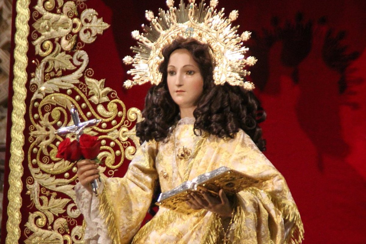 sntaeulalia's tweet photo. Hoy a las 19:00 se celebrará el penúltimo día de novena en honor a Santa Eulalia de Mérida en la parroquia de Santiago el Mayor https://t.co/wqU9y007Hk