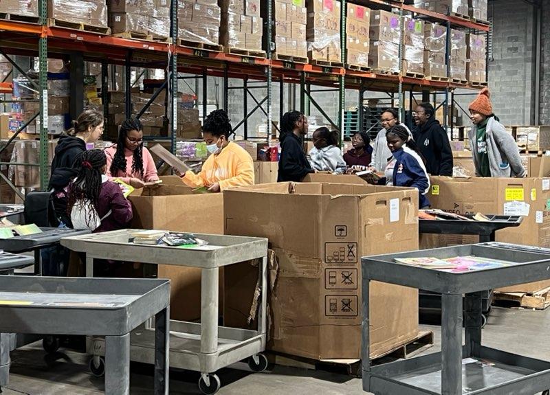DDPGirls's tweet photo. Books for Africa service project on December 16 - Having youth engage in community service is a win-win opportunity for all. On average, the girls in DDP volunteer over 400 hours each year. https://t.co/SGr2N8Pz7R