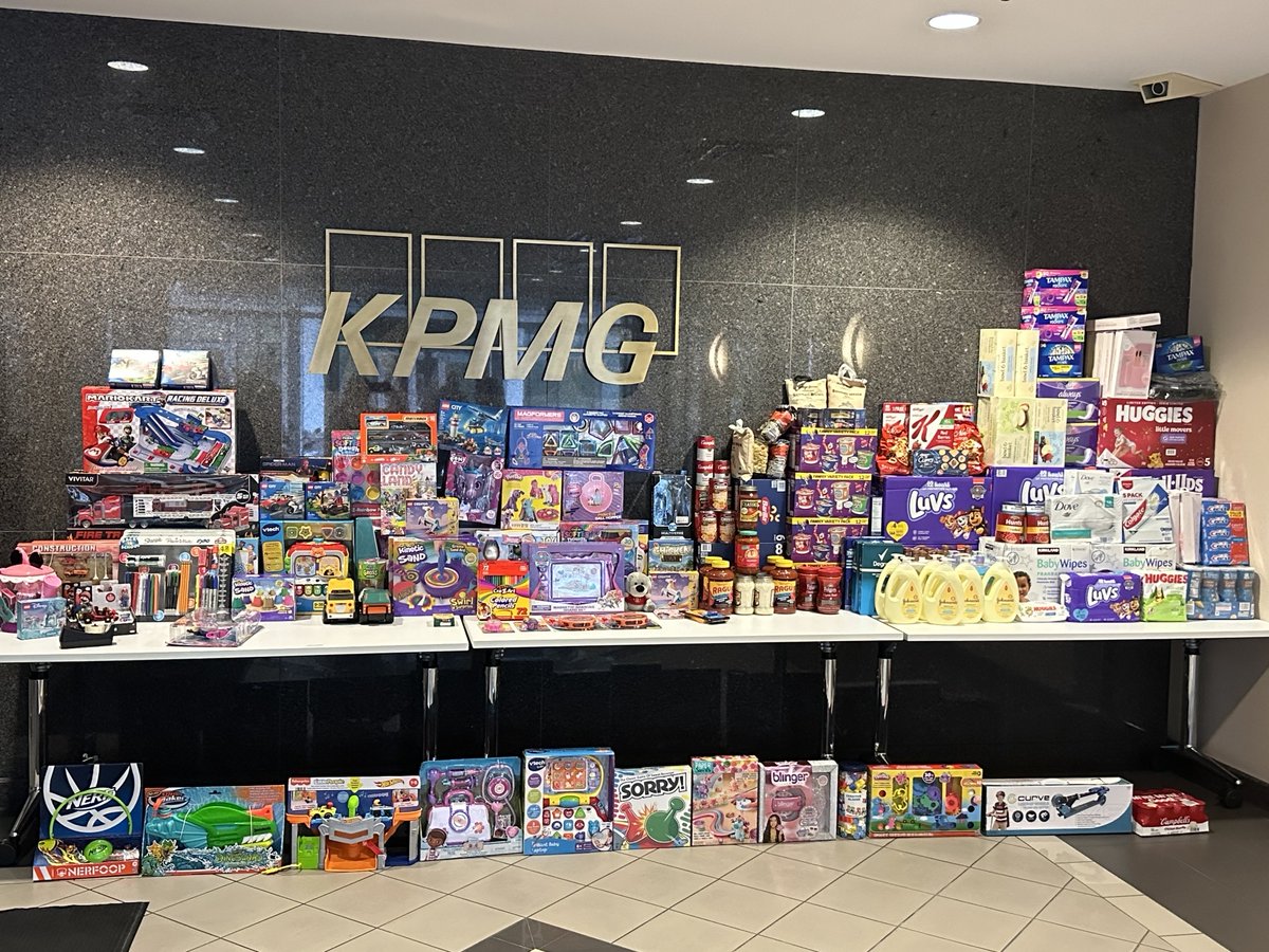 coalitionbda's tweet photo. Thank you KPMG for your generous donation to Toys for Tots! You are appreciated! 😃 https://t.co/CpkOSM9otA