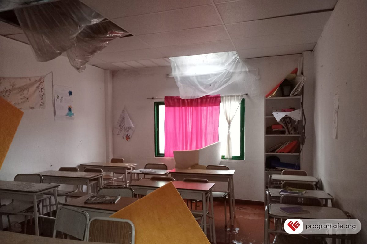 Programa_FE's tweet photo. Los alumnos que asisten a la escuela y sus familias habitan en lugares vulnerables. Es por eso que necesitan de tu ayuda para poder repararla lo antes posible.

Ingresá en https://t.co/AyZbrgaXzj y doná https://t.co/aLq9OzVTTL