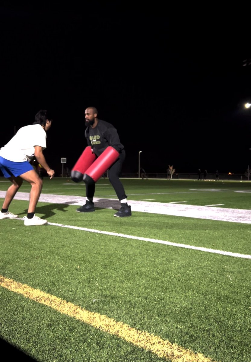 mannyshow84's tweet photo. Take my word Coaches, Be Sure to Check Out @evan_tabora. Just turn on the Tape 🎥. Kid has a Skillset &amp; Work Ethic Second to None. 

Richardson Highschool 25 | WR | 5'10 160lbs. #HardWorkWorks https://t.co/eVee7z4ewS