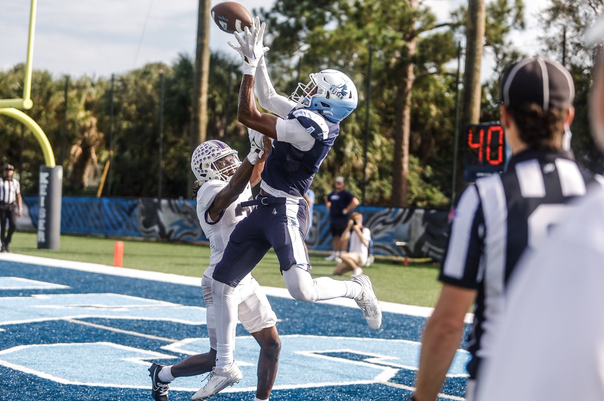 KeiserU's tweet photo. It's Championship Game Day!
The #Seahawks will take on the Northwestern (Iowa) Raiders in the #NAIA National Championship Title Game. The kickoff is at Noon ET at Durham County Memorial Stadium in Durham, NC.
Watch live on https://t.co/DNq8QEhZEW.
#DefendTheBeach | #OneKeiser