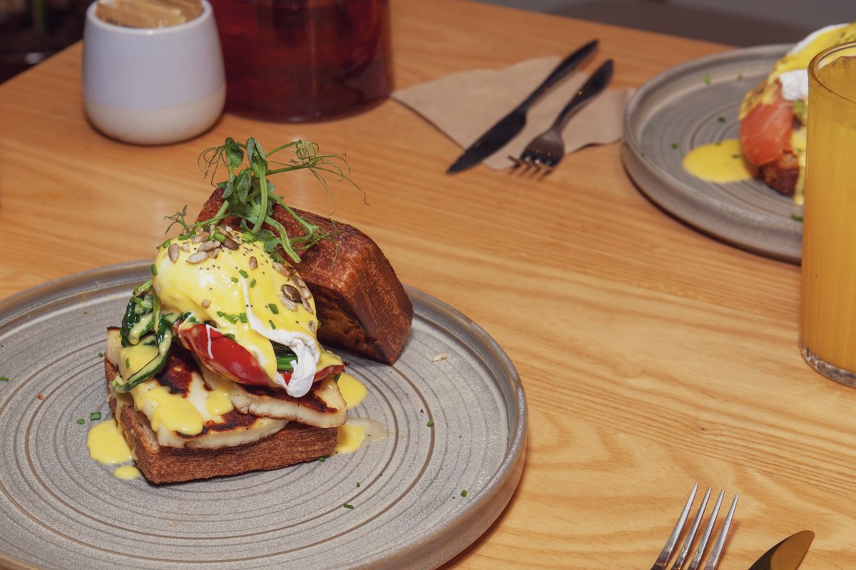 TheGuideLpool's tweet image. Gran Caffè is opening this Wednesday on Duke Street and will give guests free Italian coffee and brunch croissants from 3-8pm. 😋

Quote "Brunch" to get yours! 🤩