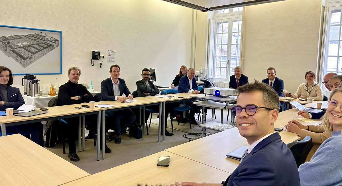 Yann Bubien (@yannbubien) on Twitter photo Mission sur l’accès au logement des agents publics : le député <a href="/Amiel_David_/">David Amiel</a> rencontre le <a href="/CHUBordeaux/">CHU de Bordeaux</a> sur sa Mission logement avec les bailleurs sociaux 🙏 <a href="/AlexMartin33000/">Alexandra Martin</a> <a href="/AzizSkalli/">Aziz Skalli</a> <a href="/MatthieuGirier/">Matthieu GIRIER</a> <a href="/garin_nathalie/">Nathalie GD</a> <a href="/CDC_Habitat/">Groupe CDC Habitat</a> <a href="/VilogiaGroupe/">Vilogia</a> @domofrance <a href="/Erilia_Officiel/">Erilia</a> Mission sur l’accès au logement des agents publics : le député <a href="/Amiel_David_/">David Amiel</a> rencontre le <a href="/CHUBordeaux/">CHU de Bordeaux</a> sur sa Mission logement avec les bailleurs sociaux 🙏 <a href="/AlexMartin33000/">Alexandra Martin</a> <a href="/AzizSkalli/">Aziz Skalli</a> <a href="/MatthieuGirier/">Matthieu GIRIER</a> <a href="/garin_nathalie/">Nathalie GD</a> <a href="/CDC_Habitat/">Groupe CDC Habitat</a> <a href="/VilogiaGroupe/">Vilogia</a> @domofrance <a href="/Erilia_Officiel/">Erilia</a>