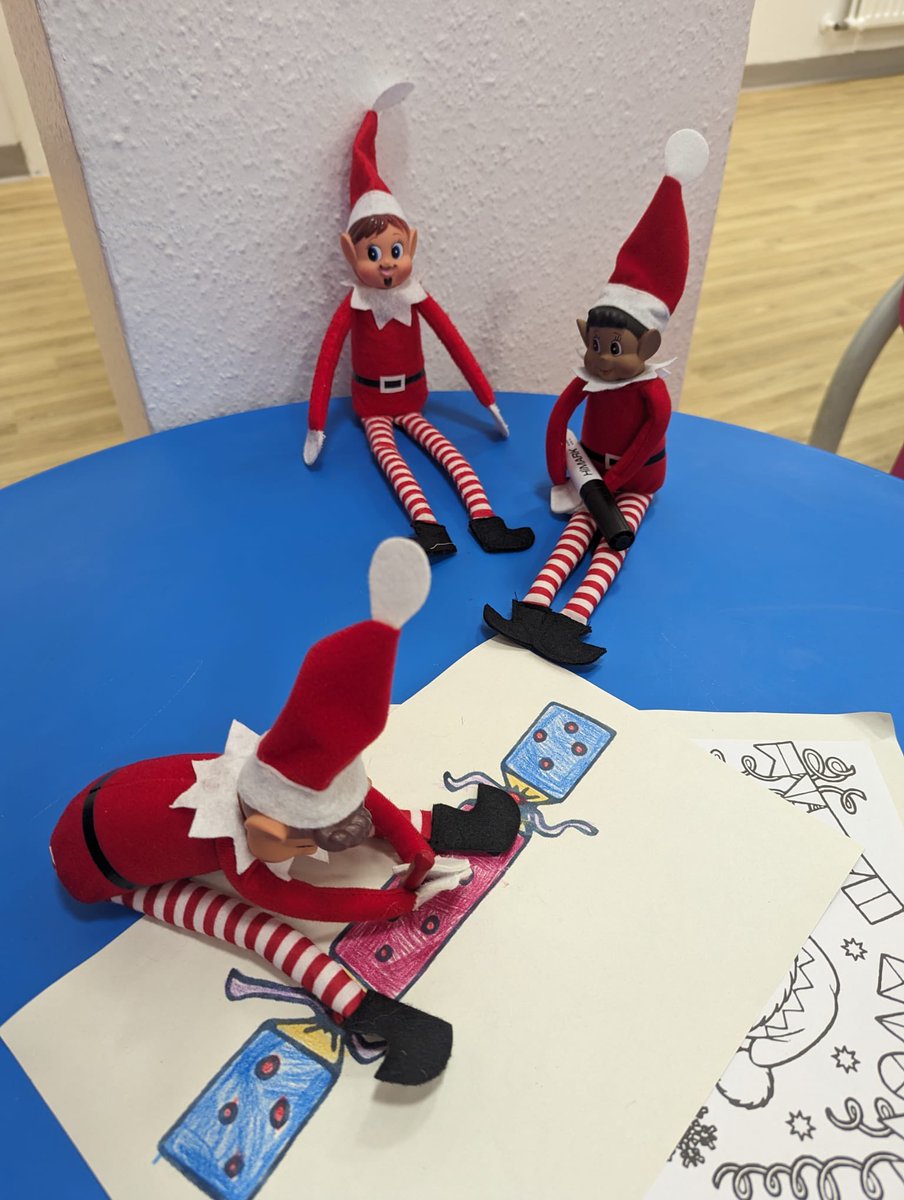 Our Elf helpers have had another busy morning in Outpatients today!🎄 <a href="/WHHPeople/">WHHPeople</a>