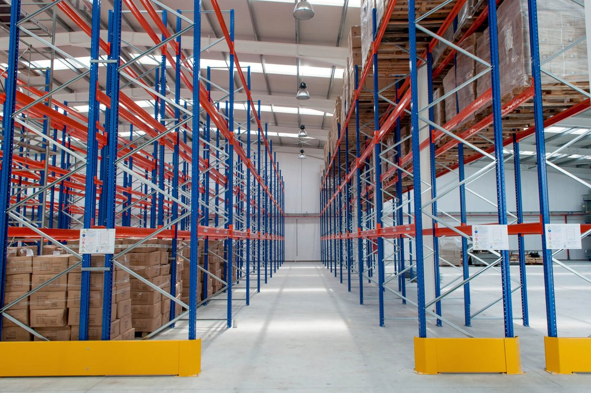 Advancedh's tweet image. If you’re considering investing in storage solutions for your business, the choice between new and used pallet racking is an important decision.
We delve into what you need to know about second hand pallet racking safety. Read here ⬇️
advanced-handling.co.uk/blog/2023/12/1…