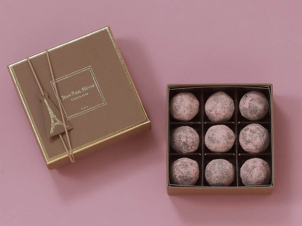 fashionpressnet's tweet image. ジャン＝ポール・エヴァン24年バレンタイン、“パリの街”に想いを込めた限定ボンボン ショコラアソート - fashion-press.net/news/112990