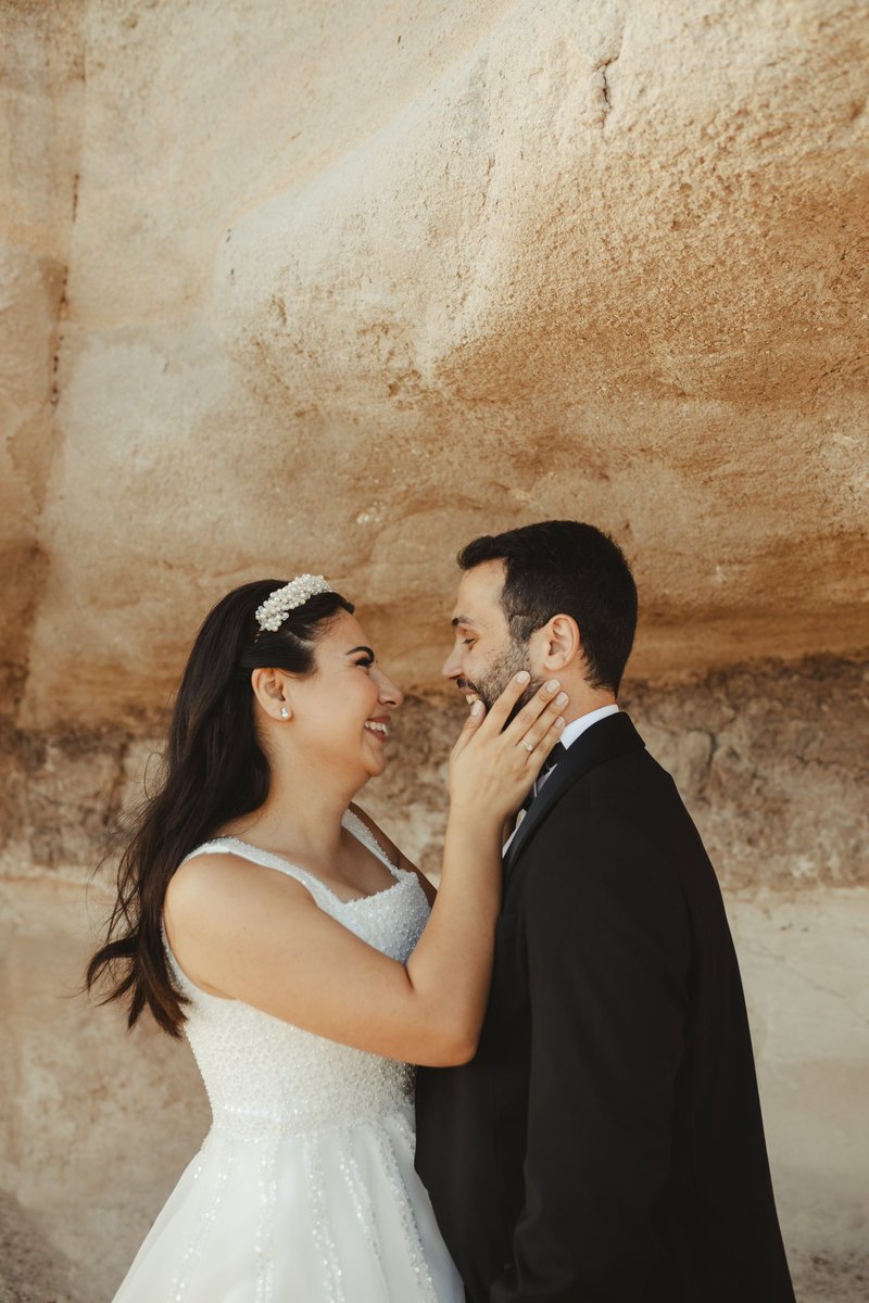 🩵🪽
Sana baktıkça güzelleştim.
Çiçek oldum,
Çocuk oldum,
Aşık oldum..