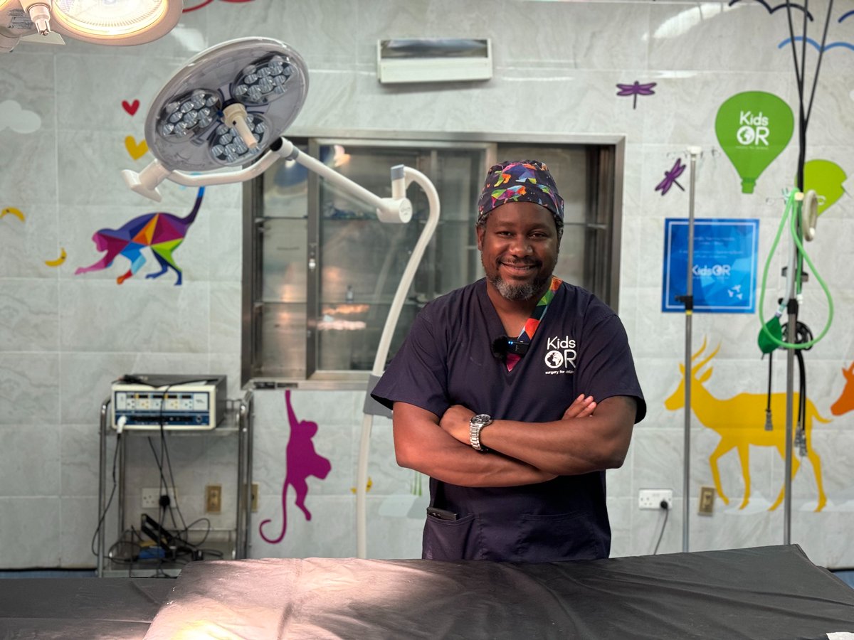 'Kids return for review excited to see you, fist bump you & tell you how well they are!'🙌 We ❤️ working with amazing surgeons like Dr. Amon in 🇿🇲. KidsOR & @Smiletrain installed 3 ORs@this hospital in 2021 'It's fulfilling to see them recover & return to their normal lives' 💙