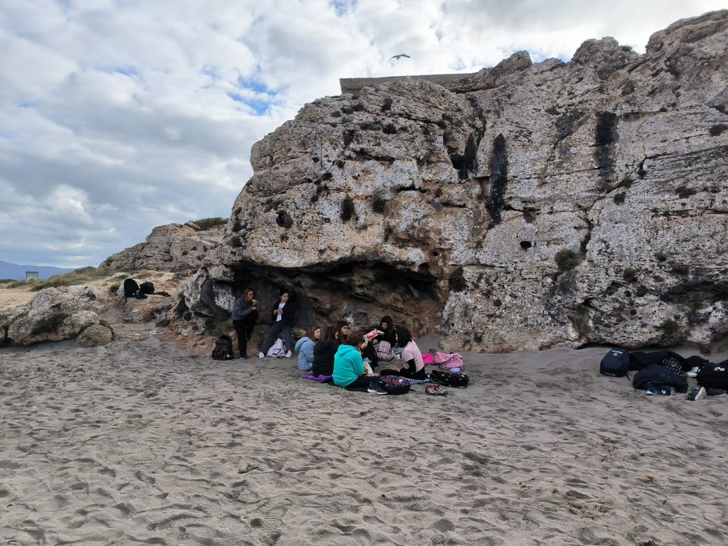 ColeMontesion's tweet image. #ESOMontesión Hoy le toca a nuestro alumnado de 1o hacer la salida lúdica de final de trimestre. En esta ocasión han visitado la finca Son Real. #tutoria #descubriendomallorca