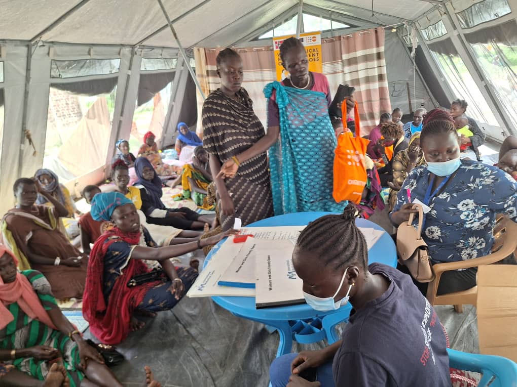 With many health challenges in Malakal #SouthSudan, @UNFPA's vital work with partners @IMC_Worldwide, @HopeRestoratio3 @SAADO_SSD, Clinics, WGFS & One Stop Center have significantly improved medical care & dignity. The efforts offer hope & resilience to affected popularion.