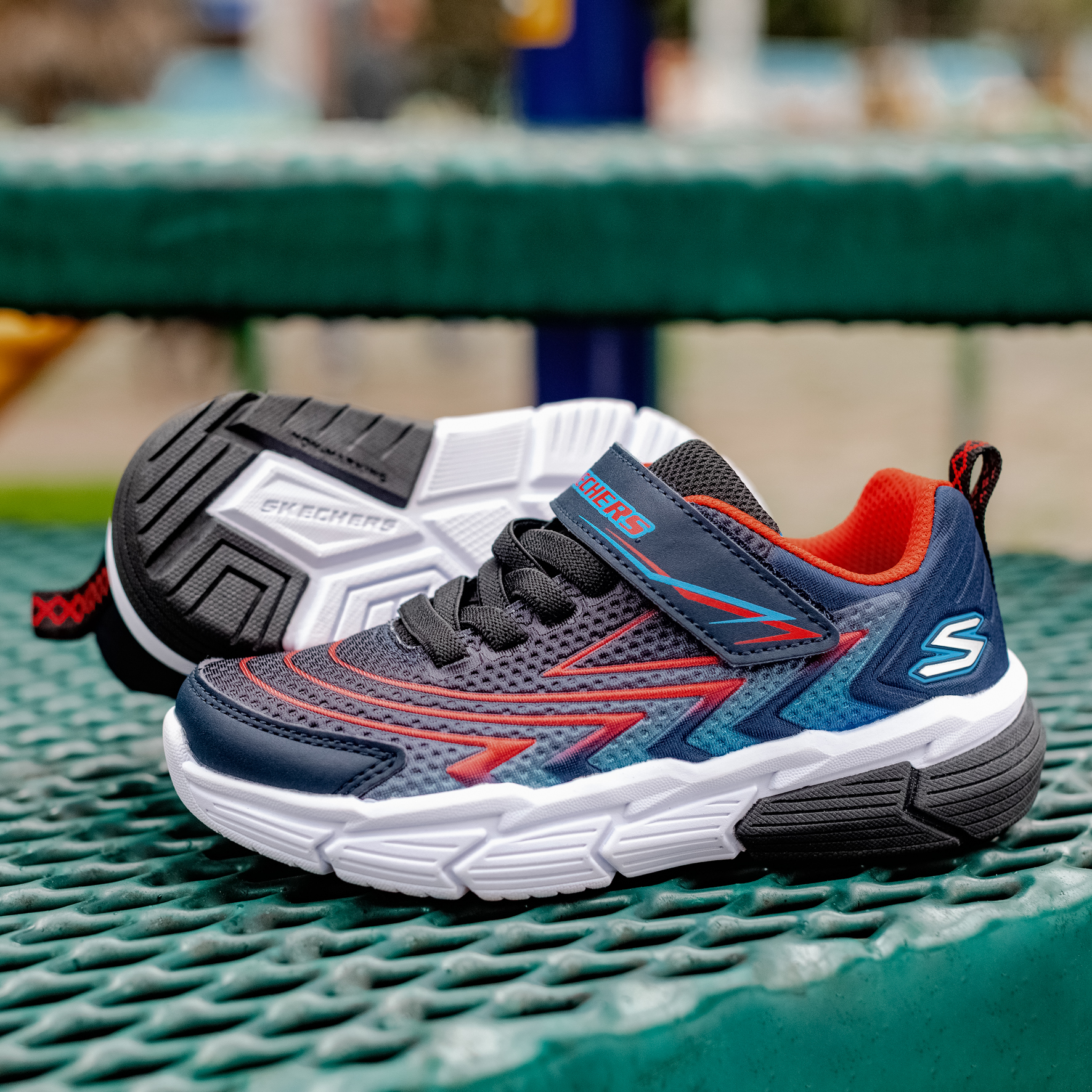 Skechers neve top