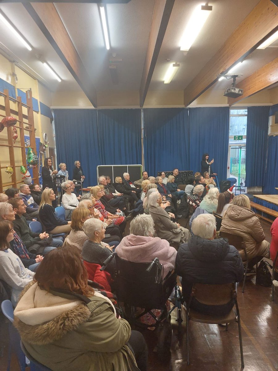 A fantastic turnout for our Community Christmas Celebration this morning - the children from each class delighted everyone with festive songs 🎵 🎤 We had seasonal refreshments and a raffle and a great time was had by all 🎄🎅🏼 ⭐️