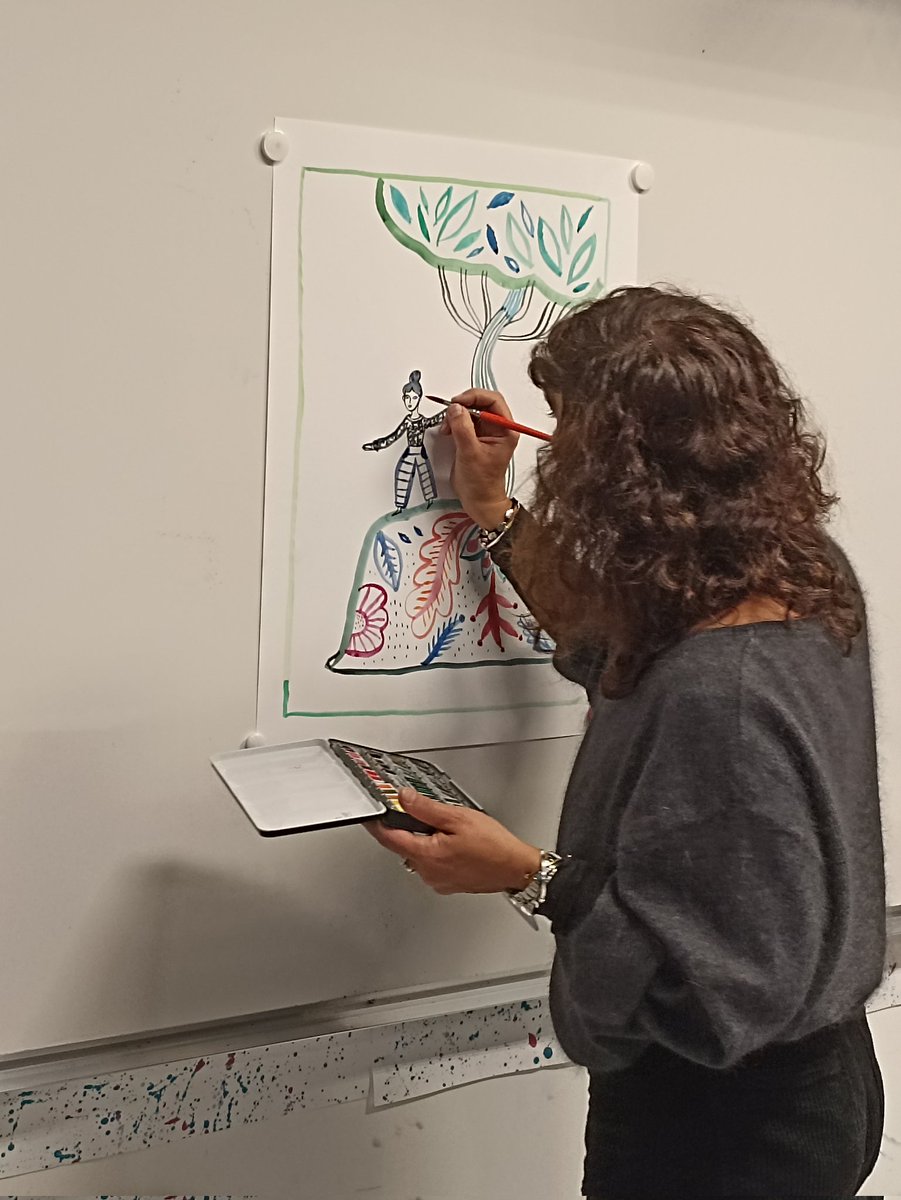 CollegeBegard's tweet photo. Grand merci 🙏🏻 à Aurelia Fronty illustratrice intervenue auprès des 6émes3 grâce à notre collaboration avec la médiathèque #Begard pour un projet 💯%EAC . Les travaux des élèves sont maintenant exposés dans le collège 🤩 @emmanuel_ethis @DAACBretagne @DavidGuillerme @JcDreno https://t.co/NLDCOF0uaW