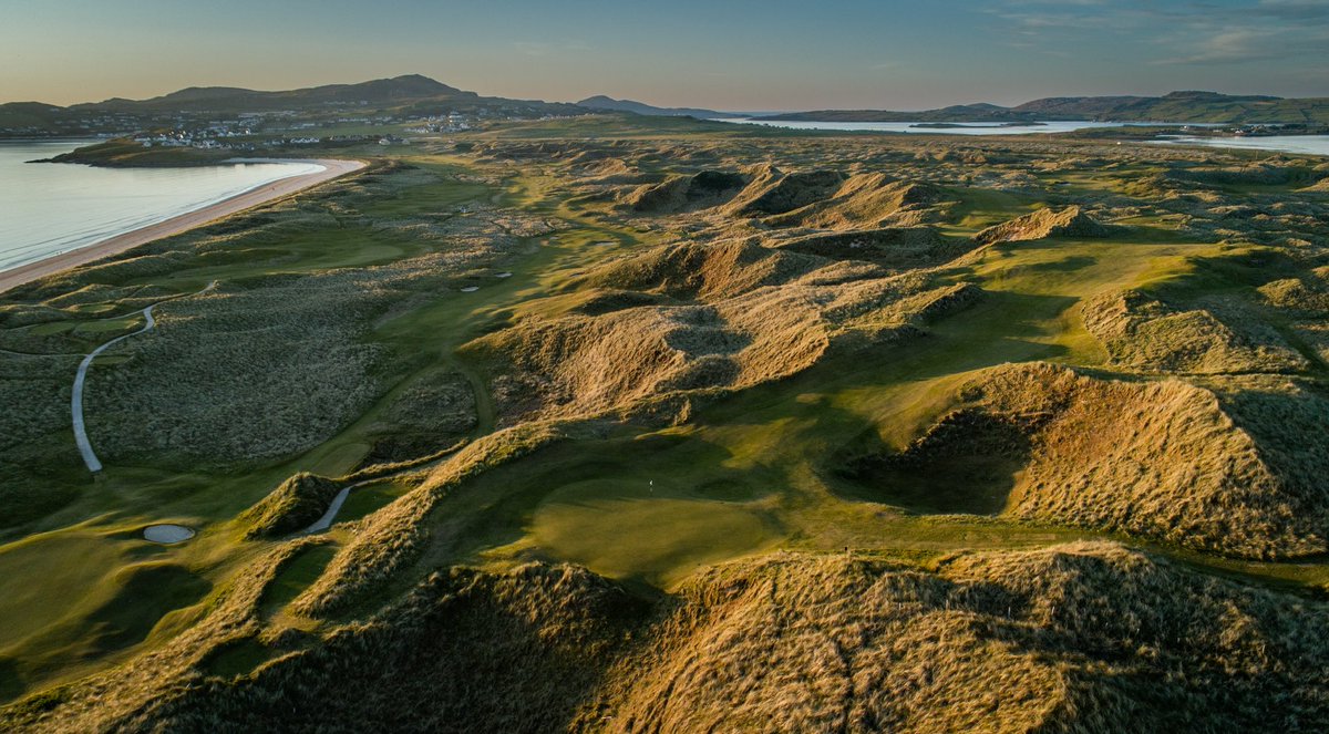 Two / Three night golf trip with your four-ball in 2024? 🍻 The Three Links Ticket @Rosapenna1893 to include 🌎#49 St Patrick’s Links is the best value links golf going! Read more here - rosapenna.ie/three-links-ti…