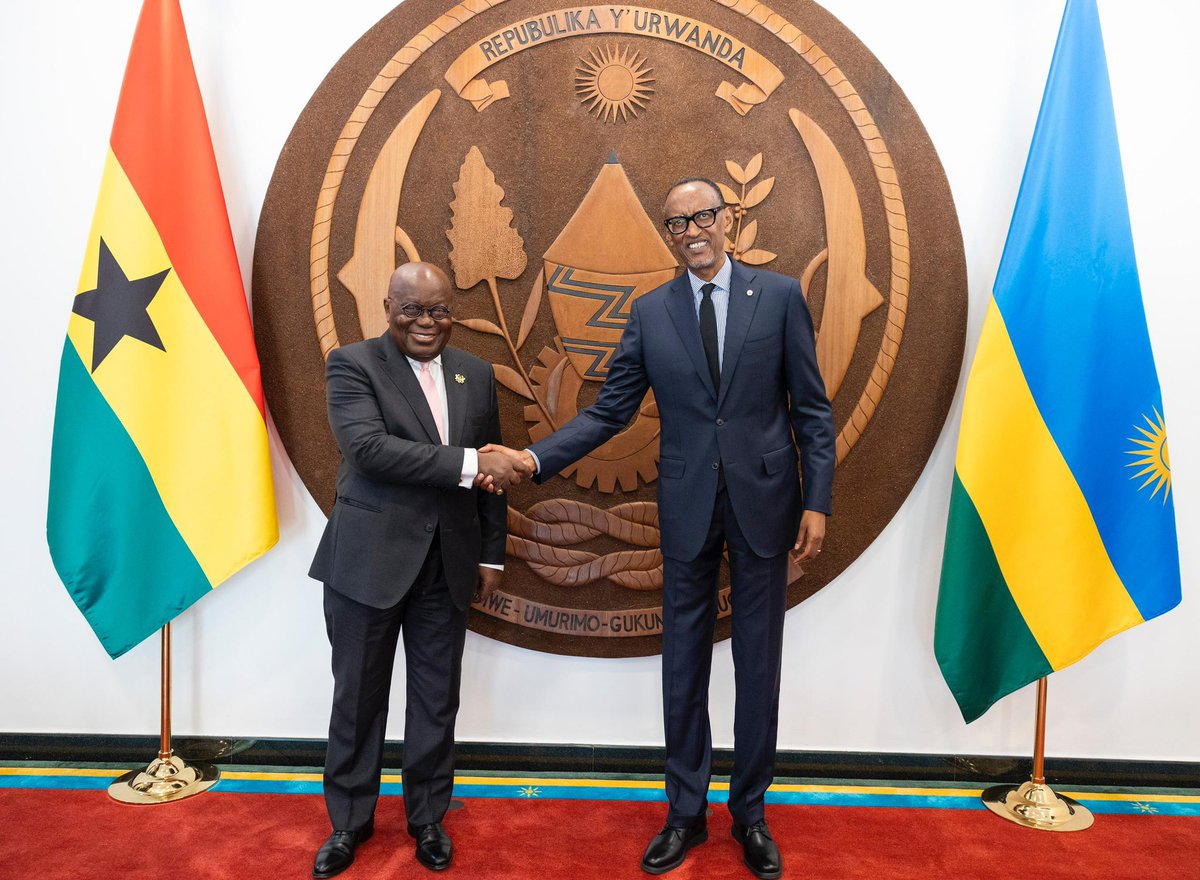 President Kagame held talks with President Nana Akufo-Addo <a href="/NAkufoAddo/">Nana Akufo-Addo</a> of Ghana who is in Rwanda to attend the inauguration of BioNTech Manufacturing Site. They discussed ways to strengthen bilateral ties between Rwanda &amp; Ghana in various areas including vaccine manufacturing.