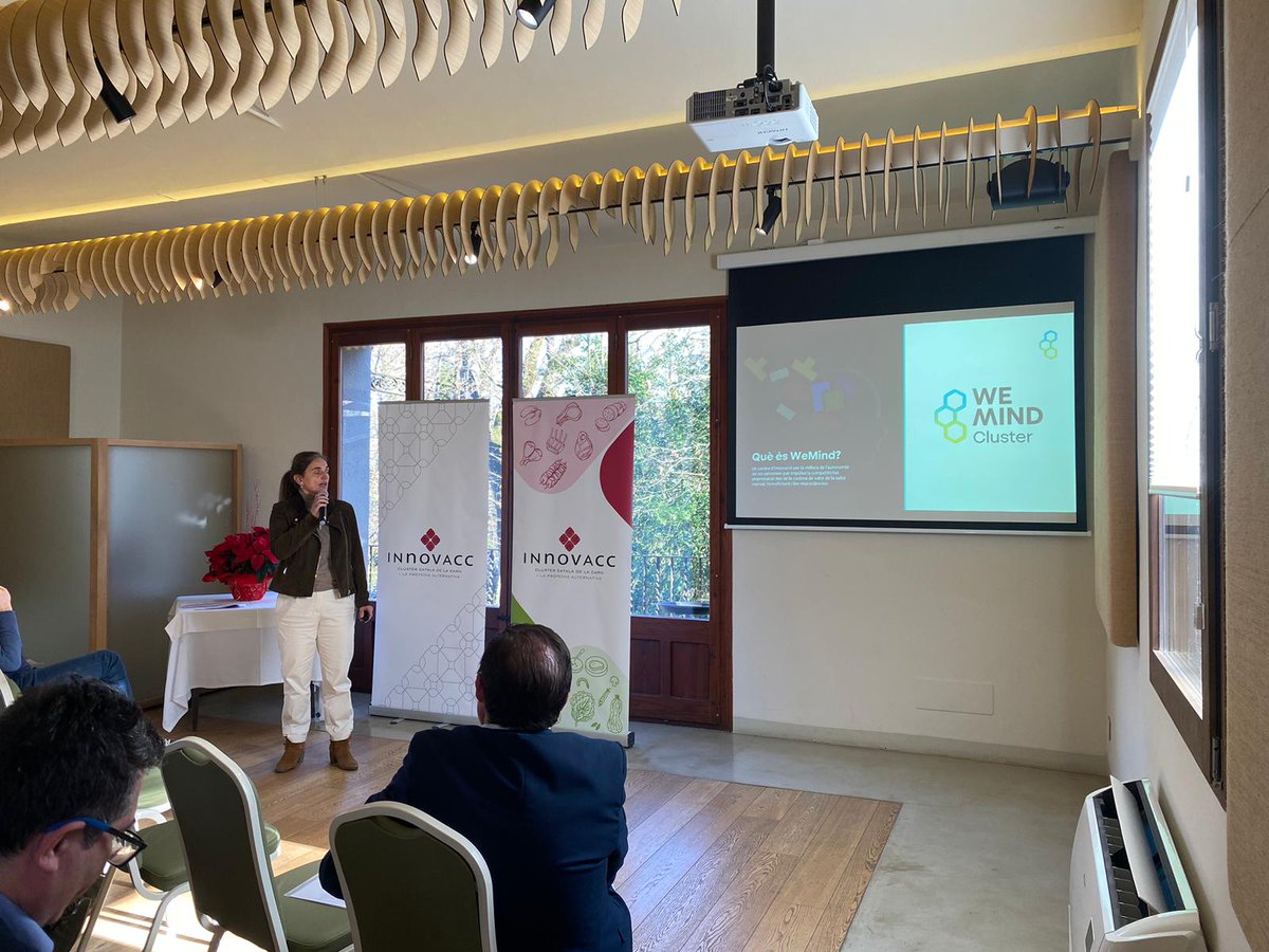 WeMindCluster's tweet photo. Avui hem estat a l'assemblea general d'@innovacc_cat com a cluster convidat👥
Hem presentat al seu ecosistema qui som, què fem i els projectes que desenvolupem, entre ells #PRODISFAG. El projecte #intercluster realitzat aquest 2023 amb @GrupPereMata, @Grupo_CARINSA i @accio_cat. https://t.co/PTMqYWmliE