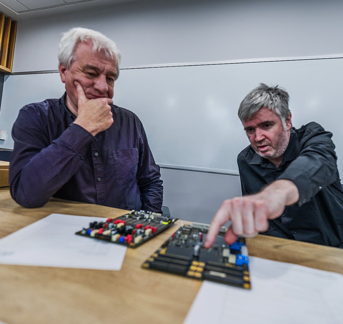 dCSonlythemusic's tweet image. This year marks Product Development Director Chris Hales’ 25th anniversary at dCS &amp;amp; Technical Director Andy McHarg’s 30th.

Read their highlights from the past three decades in our latest article: shorturl.at/nyLY0

#audiophile #audiotech #audiotechnology