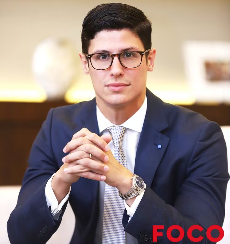 LaNacionPy's tweet photo. 🔴 El presidente de la República, Santiago Peña, nombró a Joshua Daniel Abreu Boss como titular de la Superintendencia de Valores del Banco Central del Paraguay.

#TodoEstáEnLN https://t.co/8l8TwkMPmy