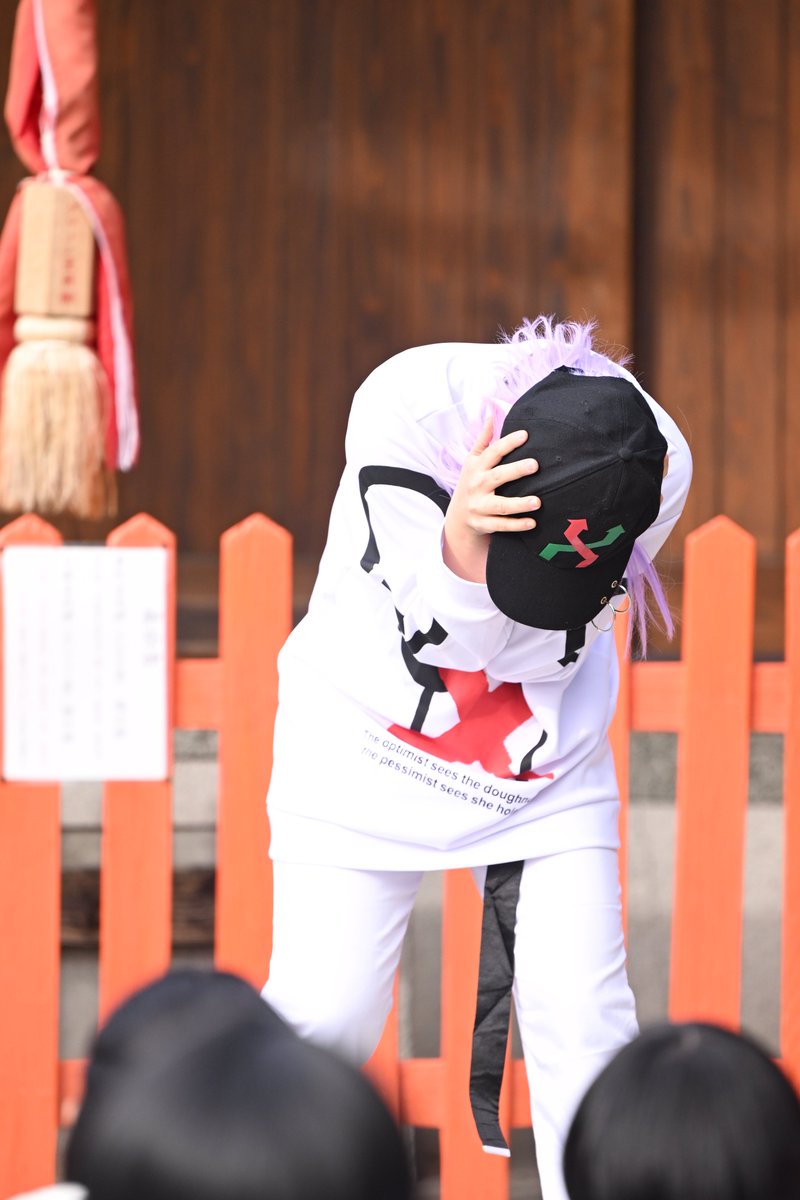 Kuro__3_'s tweet photo. Cosplay/ 飴村乱数TDD

"失敗作だって、要らない子だって
何やったって、頑張ったって
だめらしいや………………"

photo まりんさん
@marine223_Photo 

 #kuload
 #おどつなvol45 https://t.co/e9ZJu5rVfS